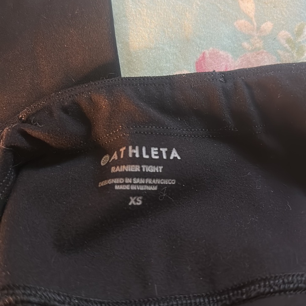 Athleta Rainer Tight - Picture 4 of 4